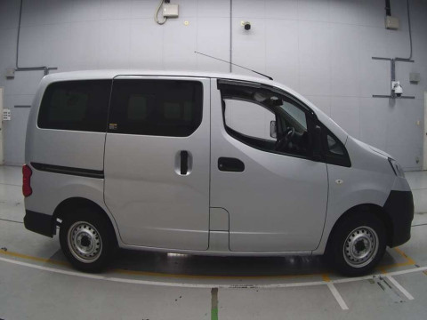 2021 Nissan NV200 Vanette VM20[2]