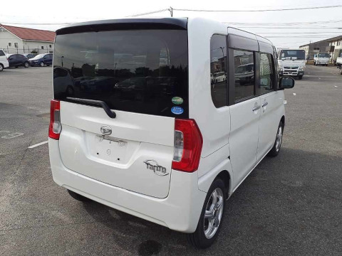 2016 Daihatsu Tanto LA600S[1]