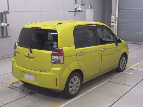 2013 Toyota Spade NCP141[1]