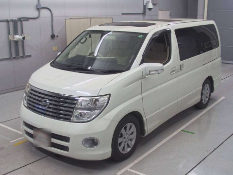 2006 Nissan Elgrand E51[0]