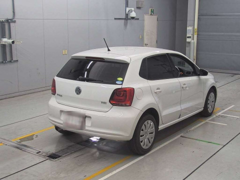 2012 Volkswagen Polo 6RCBZ[1]