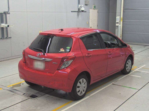 2012 Toyota Vitz NSP130[1]