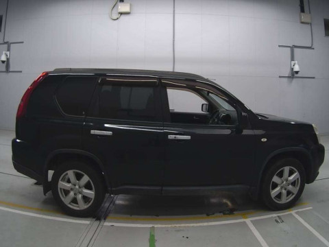 2010 Nissan X-Trail NT31[2]