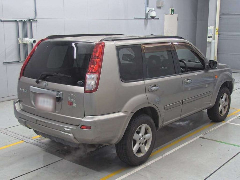 2003 Nissan X-Trail NT30[1]