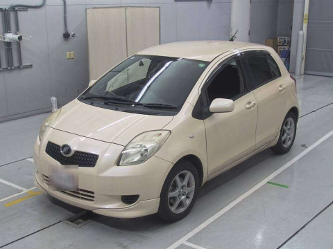 2005 Toyota Vitz SCP90[0]