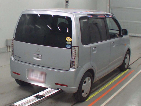 2011 Mitsubishi eK Wagon H82W[1]