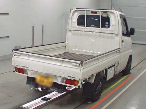 2009 Nissan Clipper Truck U72T[1]