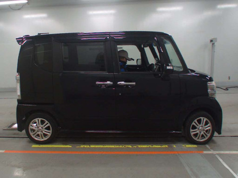 2012 Honda N-BOX CUSTOM JF1[2]