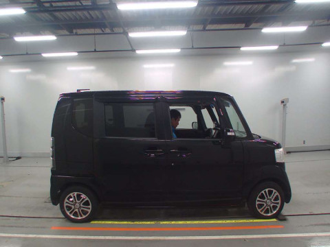 2014 Honda N-BOX JF1[2]