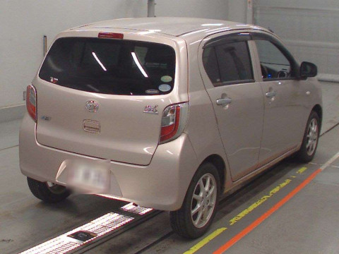 2013 Daihatsu Mira es LA300S[1]