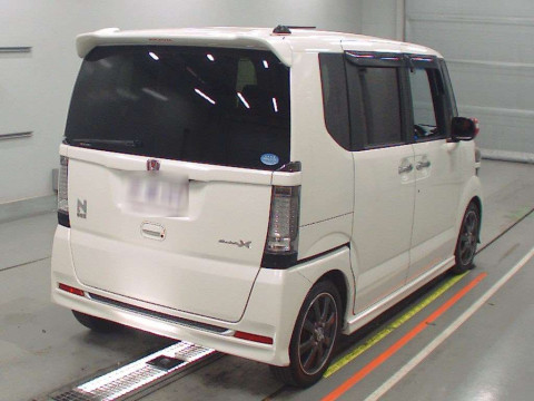 2016 Honda N-BOX JF1[1]