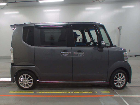 2013 Honda N-BOX CUSTOM JF1[2]