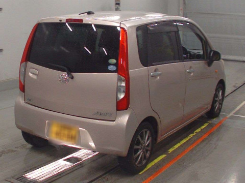 2013 Daihatsu Move LA100S[1]