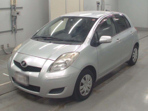 2010 Toyota Vitz SCP90[0]