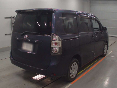 2008 Toyota Voxy ZRR70G[1]