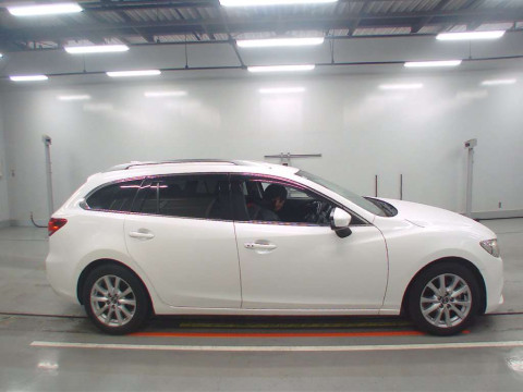 2013 Mazda Atenza Wagon GJ2FW[2]