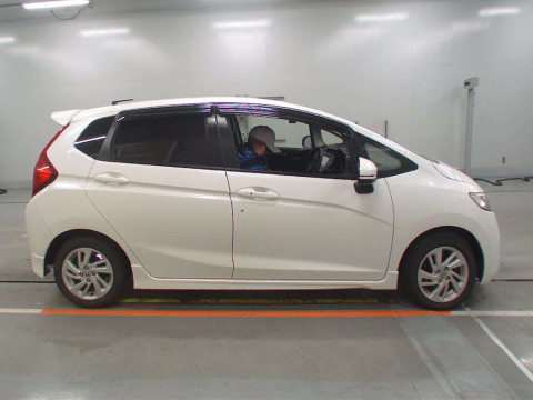 2014 Honda Fit GK3[2]