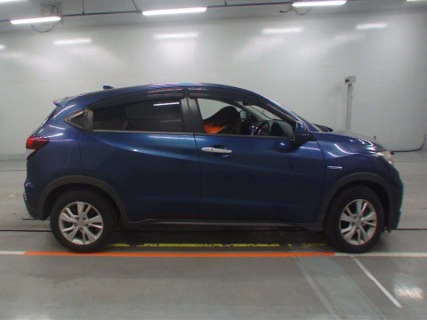 2014 Honda VEZEL RU3[2]