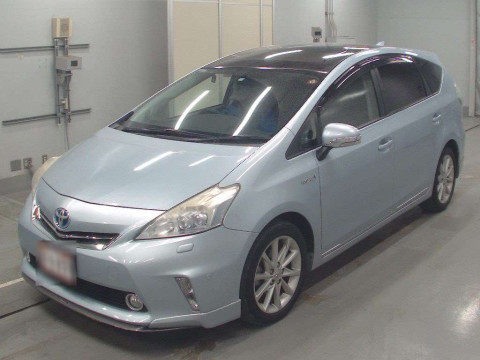 2011 Toyota Prius alpha ZVW40W[0]