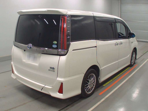 2020 Toyota Noah ZWR80W[1]