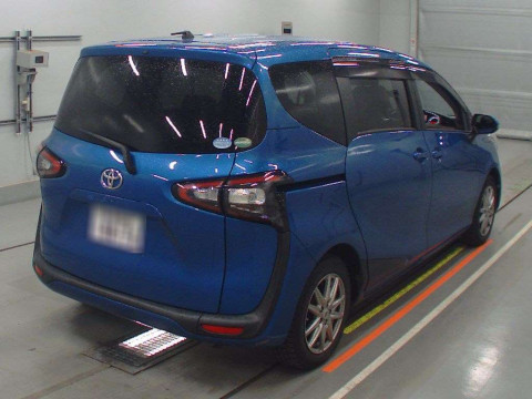 2016 Toyota Sienta NSP170G[1]