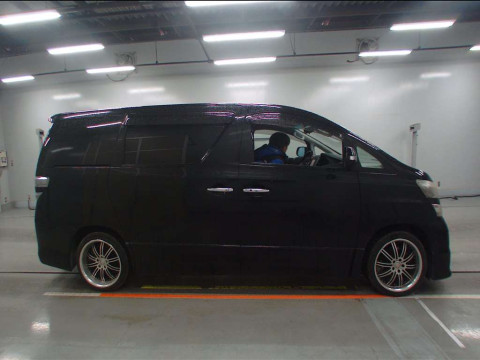 2010 Toyota Vellfire ANH20W[2]