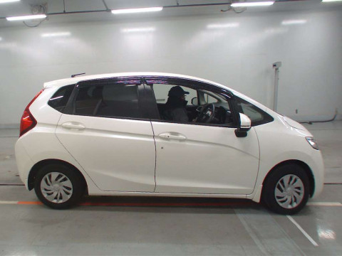 2014 Honda Fit GK3[2]