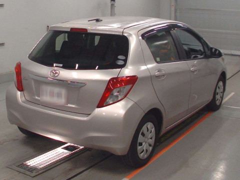 2012 Toyota Vitz KSP130[1]