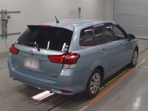 2015 Toyota Corolla Fielder NKE165G[1]