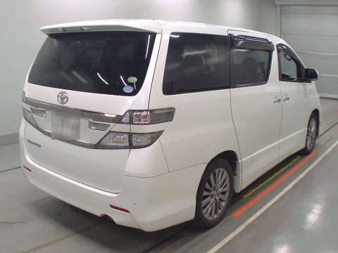 2013 Toyota Vellfire ANH20W[1]