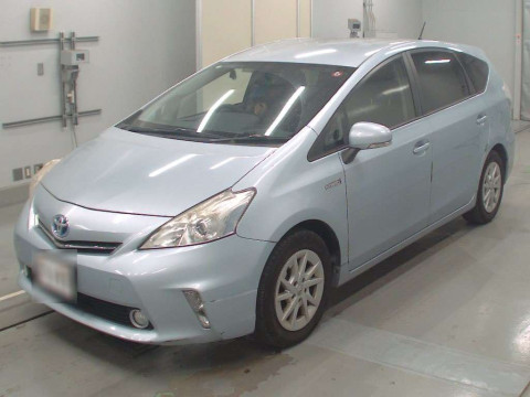 2012 Toyota Prius alpha ZVW41W[0]