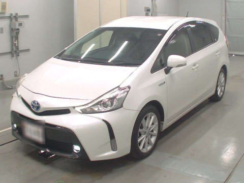 2015 Toyota Prius alpha ZVW41W[0]