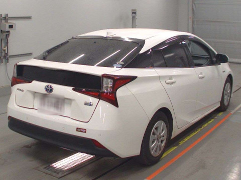 2019 Toyota Prius ZVW51[1]