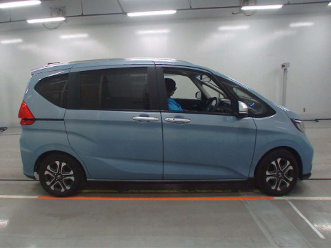 2022 Honda Freed GB5[2]