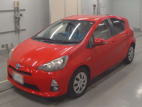 2012 Toyota Aqua NHP10[0]