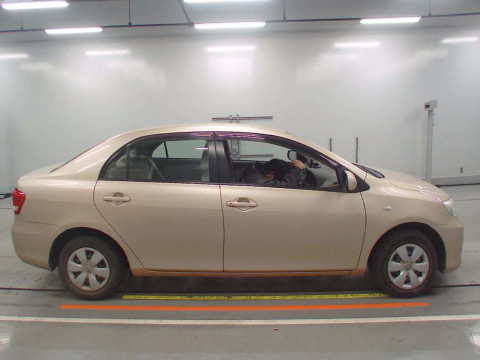 2010 Toyota Corolla Axio NZE141[2]