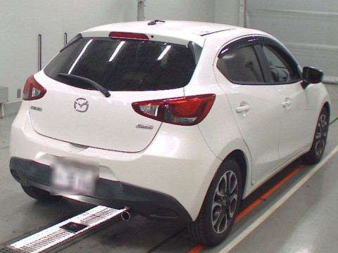 2014 Mazda Demio DJ5FS[1]