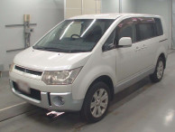 2012 Mitsubishi Delica D5