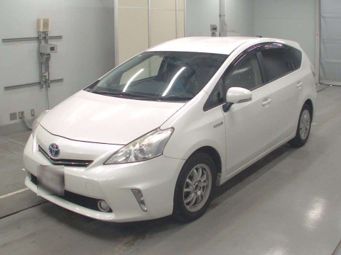 2013 Toyota Prius alpha ZVW40W[0]