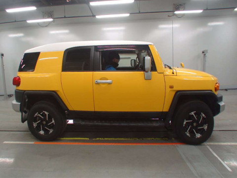 2012 Toyota FJ CRUISER GSJ15W[2]