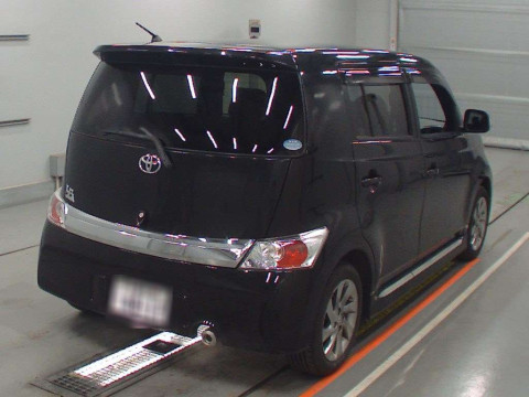 2016 Toyota bB QNC21[1]