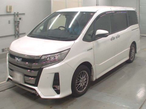 2019 Toyota Noah ZWR80W[0]