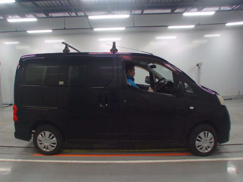 2011 Nissan NV200 Vanette M20[2]