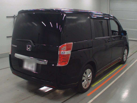 2012 Honda Step WGN RK1[1]