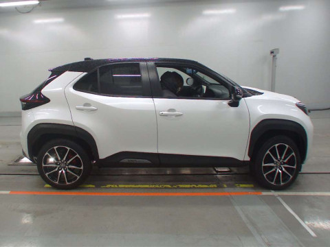 2024 Toyota YARIS CROSS MXPB10[2]