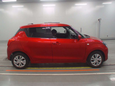 2018 Suzuki Swift ZC83S[2]