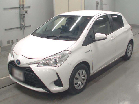 2017 Toyota Vitz NHP130[0]