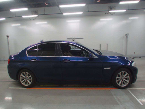 2011 BMW 5 Series XG20[2]