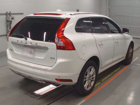 2015 Volvo XC60 DD4204TXC[1]