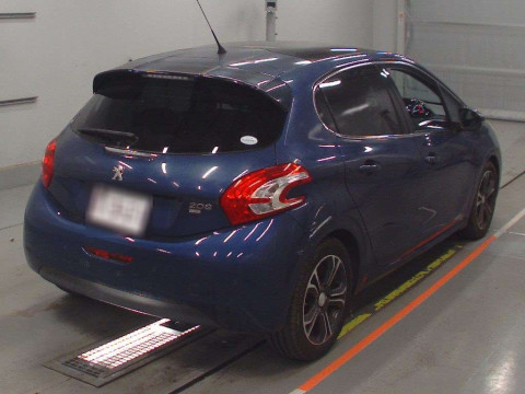 2014 Peugeot 208 A9HM01[1]